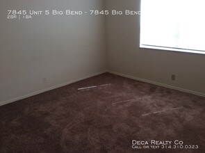 5 S Big Bend Blvd-Unit -7845 Big Bend Unit 5 in St. Louis, MO - Foto de edificio - Building Photo