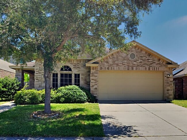 property at 7237 Dunn's Point Dr