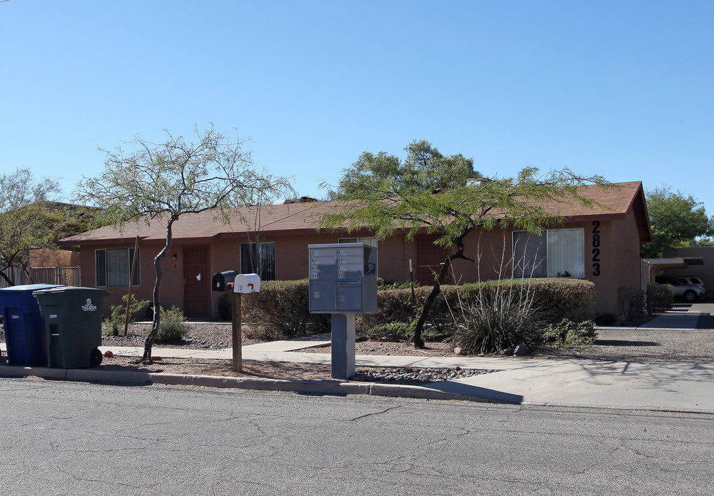 2823 N Flanwill Blvd in Tucson, AZ - Building Photo