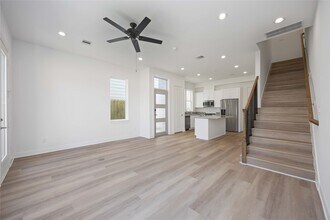 5117 Briscoe St in Houston, TX - Building Photo - Building Photo