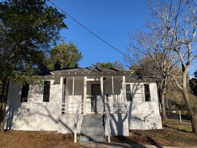 property at 2823 Fern St