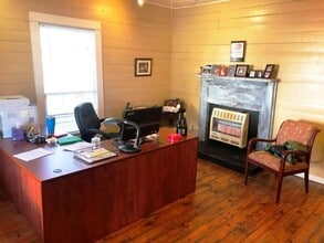 232 E Main St in Dahlonega, GA - Building Photo - Building Photo