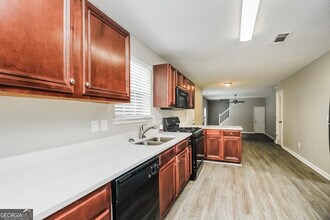 6854 Fireside Ln in College Park, GA - Building Photo - Building Photo