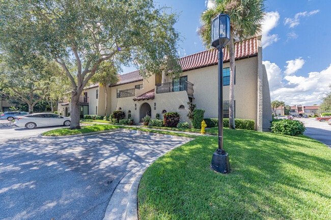 5151 Jimmy Buffett Mem Hwy in Indian River Shores, FL - Building Photo - Building Photo