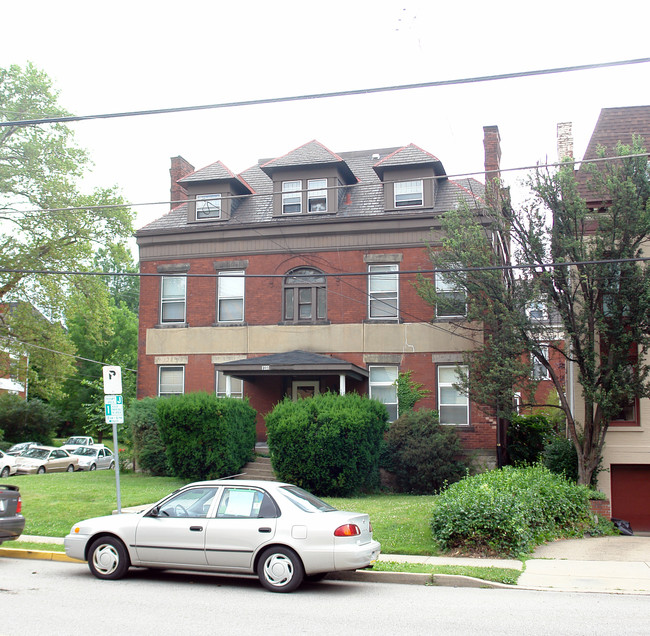 401 N Neville St in Pittsburgh, PA - Foto de edificio - Building Photo