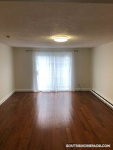 217 Beaver Dam Rd in Plymouth, MA - Building Photo - Building Photo