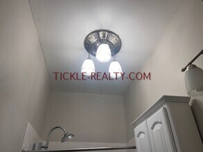 626 University Ave-Unit -1 in Rochester, NY - Building Photo - Building Photo