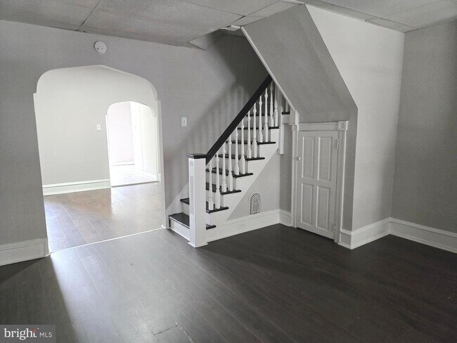 4528 N 16th St in Philadelphia, PA - Building Photo - Building Photo