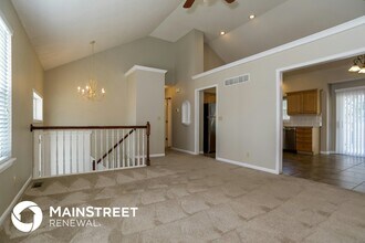 8556 N Gower Ave, Unit 080 in Kansas City, MO - Foto de edificio - Building Photo