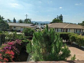 151 W Hillside St in La Habra, CA - Building Photo - Building Photo