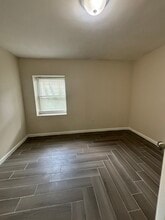 241 Fabyan Pl, Unit G in Newark, NJ - Foto de edificio - Building Photo