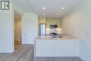 9060-9060 University Crescent in Burnaby, BC - Building Photo