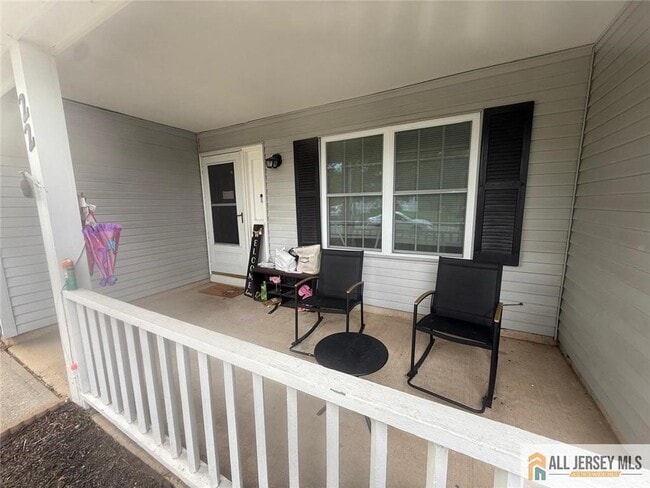 22 Woodbury Rd in Edison, NJ - Building Photo - Building Photo