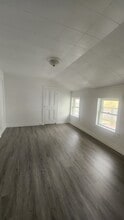 26 Norton Pl, Unit Apt 3 upper in Fredonia, NY - Building Photo - Building Photo