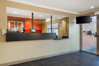 Furnished Studio-Hartford - Farmington in Farmington, CT - Building Photo - Building Photo