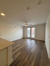 300 N McDonald St in McKinney, TX - Building Photo - Building Photo