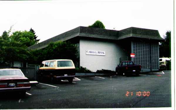 Cabana Royal Apartments in Burien, WA - Building Photo