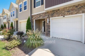 2105 Nandina Trl in Durham, NC - Building Photo - Building Photo