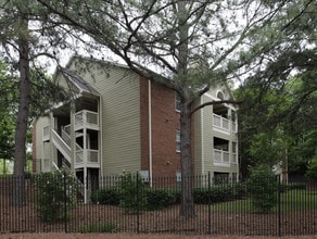 330 NE Mcgill Pl in Atlanta, GA - Building Photo - Building Photo