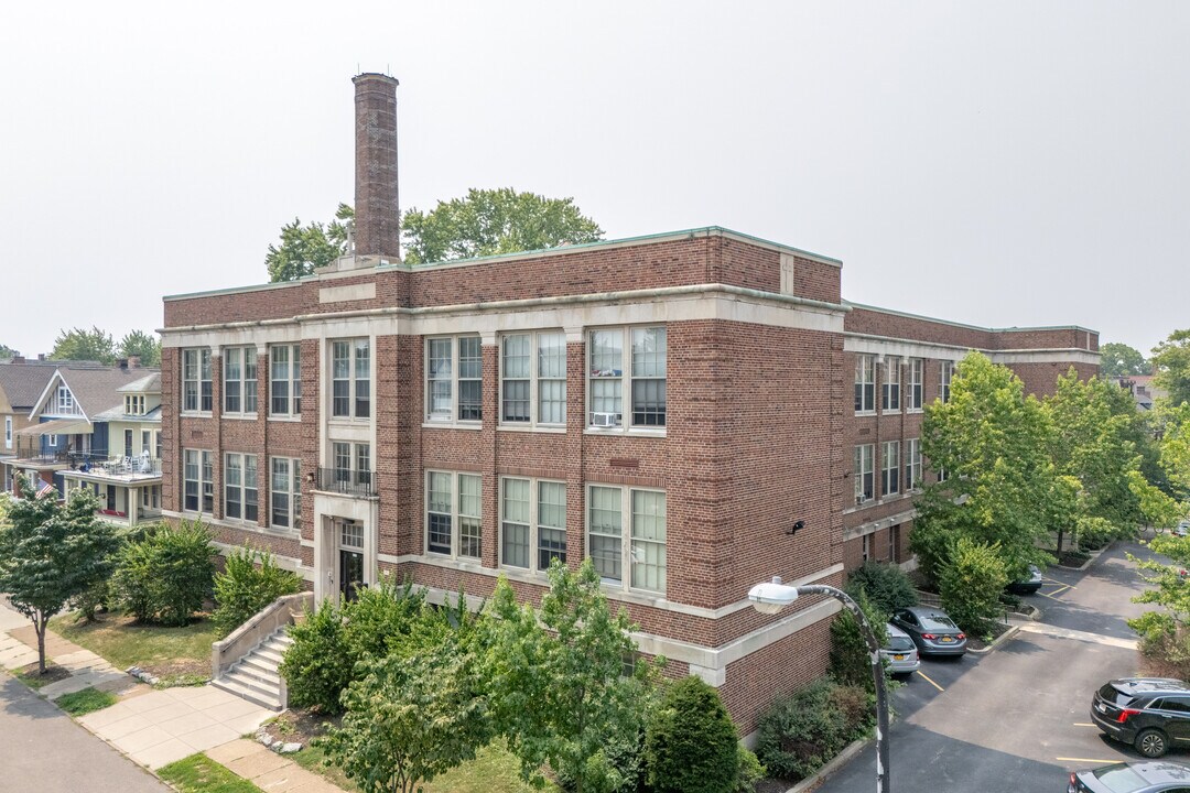 257 Lafayette Center Lofts in Buffalo, NY - Foto de edificio