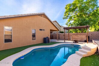 2518 W Bent Tree Dr in Phoenix, AZ - Building Photo - Building Photo