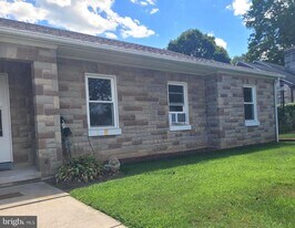 2747 Cedarhurst Rd in Finksburg, MD - Building Photo