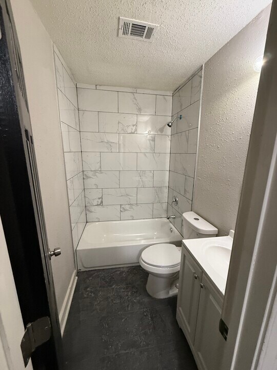 2379 Saratoga Ave in Memphis, TN - Building Photo