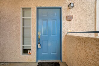 400 Amber Pine St in Las Vegas, NV - Building Photo - Building Photo