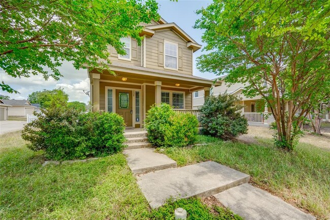 524 Rolling Oak Dr in Round Rock, TX - Building Photo - Building Photo