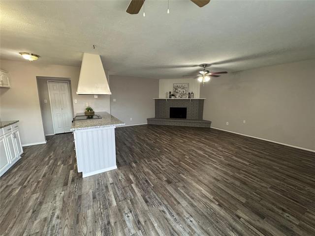 913 Valley View Dr in Allen, TX - Building Photo - Building Photo