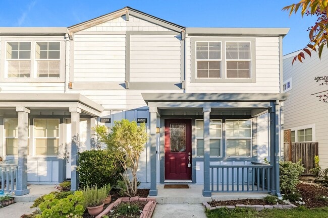 property at 2556 N Village Dr