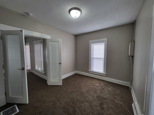 854 Buchanan St in Des Moines, IA - Building Photo - Building Photo