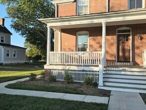 1306 Officers Row in Delaware City, DE - Building Photo - Building Photo