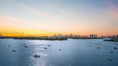 1250 West Ave in Miami Beach, FL - Building Photo - Building Photo