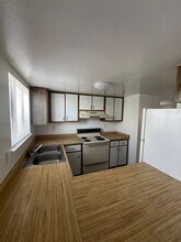 1213 Dickerson Dr SE in Albuquerque, NM - Building Photo - Building Photo