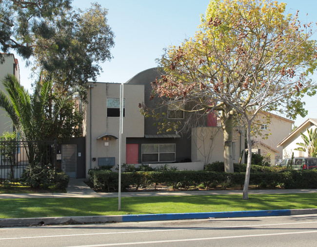 Greenwood - 17Th Street in Santa Monica, CA - Building Photo - Building Photo