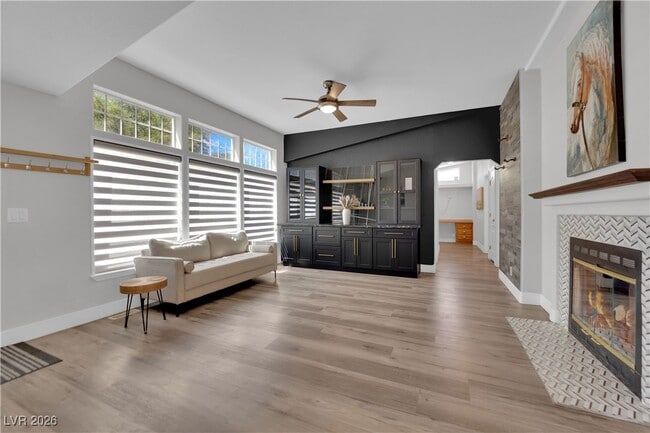 6425 W Quail Ave in Las Vegas, NV - Building Photo - Building Photo