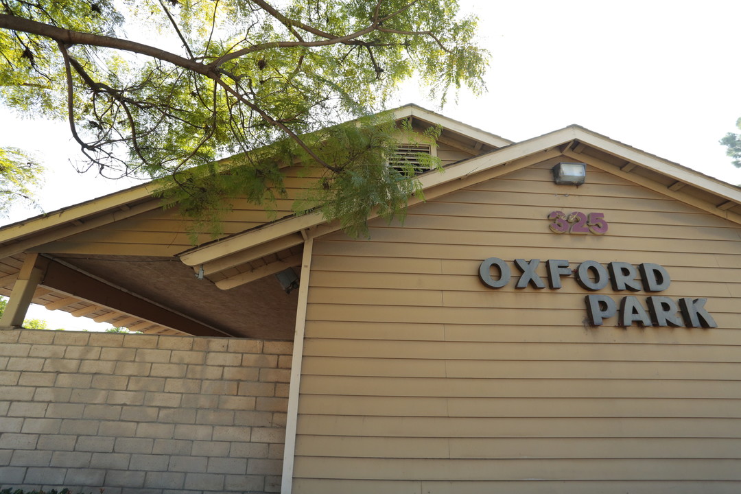 Oxford Park Apartments in Chula Vista, CA - Foto de edificio