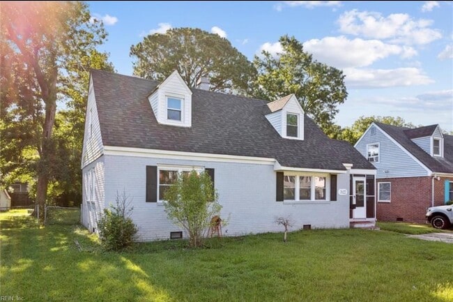 property at 7622 Newport Ave