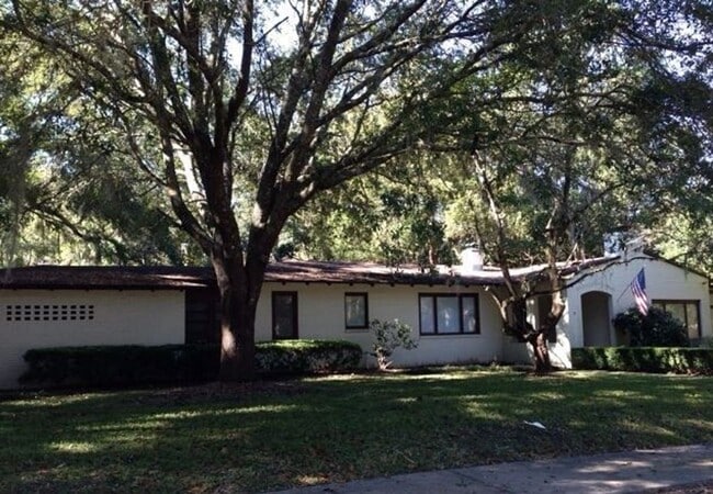 10 SW 23 Dr