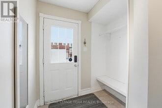 90 Edenvale Dr in Ottawa, ON - Building Photo - Building Photo