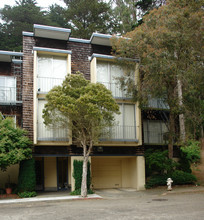 184 Locksley Ave in San Francisco, CA - Building Photo - Building Photo