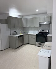 38 Graham St in Jersey City, NJ - Building Photo - Building Photo