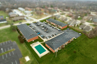 Meadowview Apartments in Springfield, MO - Building Photo - Building Photo