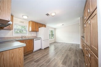 41420 Sleepy Ln in Weirsdale, FL - Building Photo - Building Photo