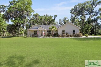 1003 Dolphin Ct in Townsend, GA - Building Photo - Building Photo