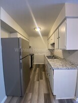 217 Charleston Blvd in Macomb, IL - Building Photo