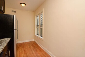 4039.5 N Ashland Ave in Chicago, IL - Building Photo - Building Photo