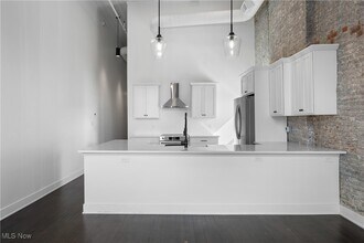 1277 W 6th St in Cleveland, OH - Building Photo - Building Photo