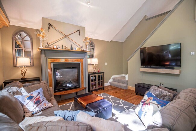 32 Attitash Loop in Bartlett, NH - Building Photo - Building Photo